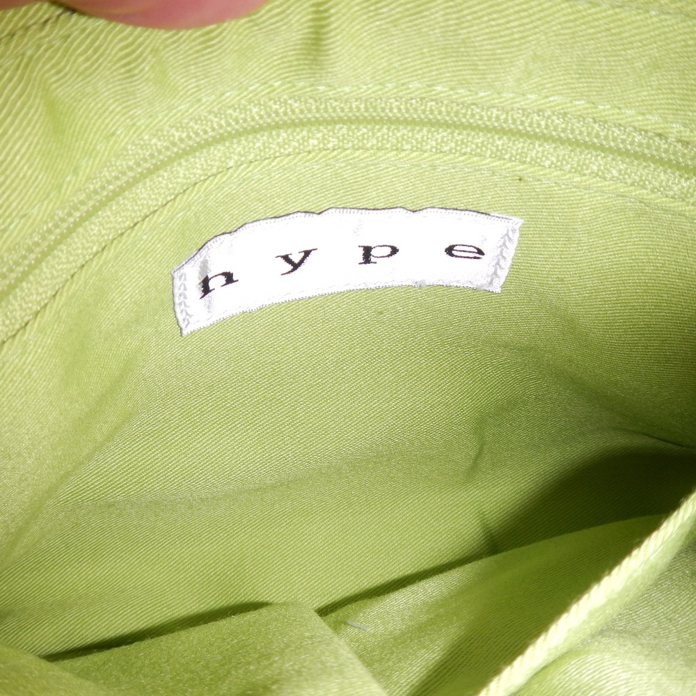 Hype Fuschia Leather Zipper Large Wristlet - Picture 3 of 3